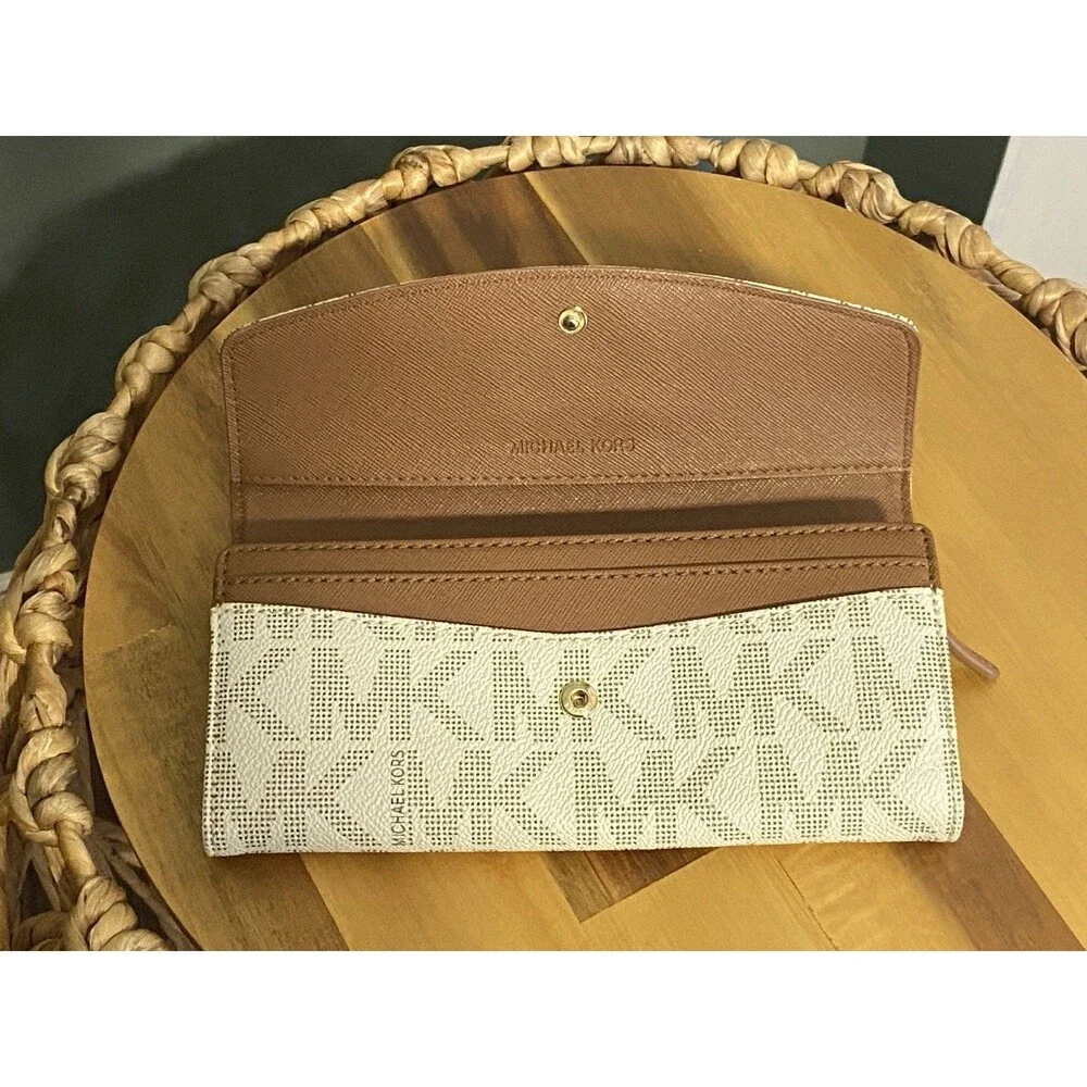 Michael Kors Mindy Carryall Leather Large Wallet (35T8GTZE3B) Vanilla Jetset
